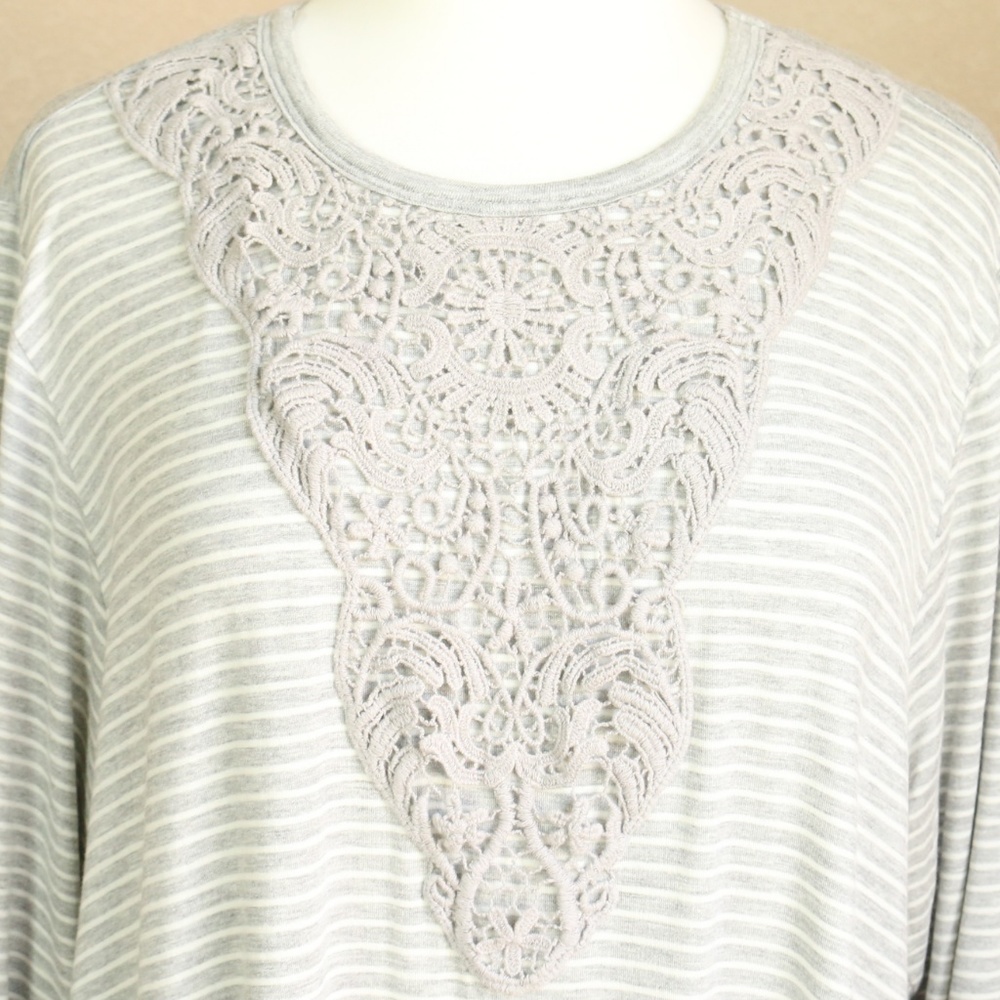 SOLD H.I.P. Long Sleeve Stretchy Tunic Top Plus 2X